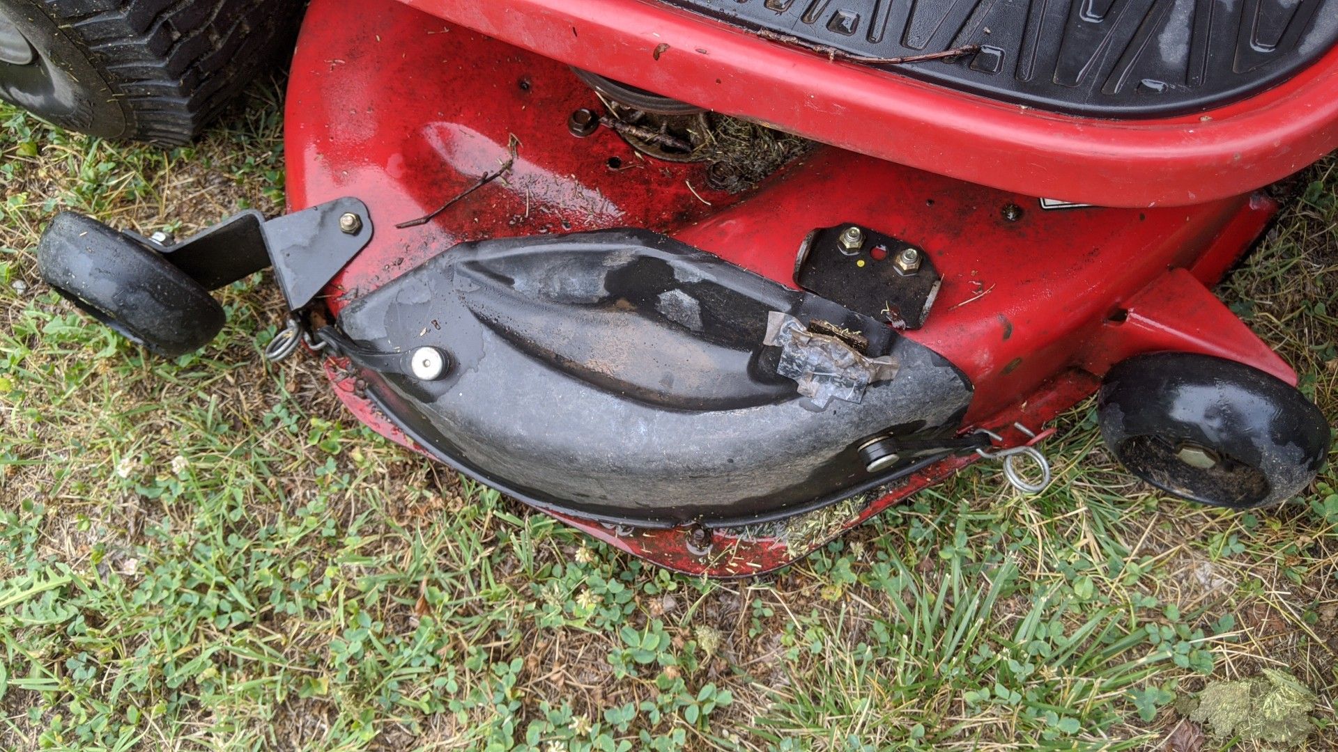 snapper-mower-52-inch-cut-deck-lawn-tractor-for-sale-in