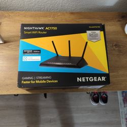 Netgear Nighthawk AC1750 Smart WiFi Router