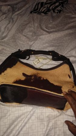 Dooney & Bourke pocketbook