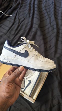 Nike Air Force 1 Low White Navy Sneakers