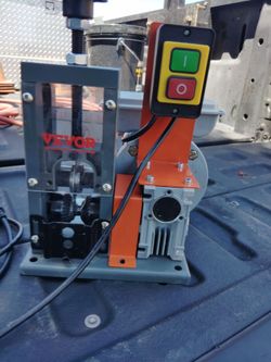 Wire stripper