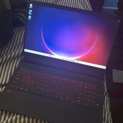 Dell g15 Gaming Pc 