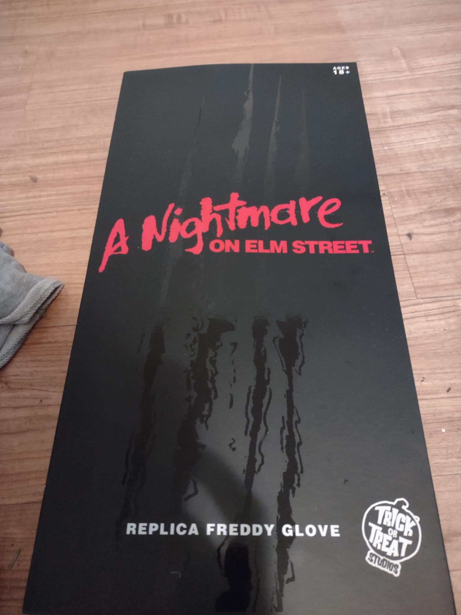 Nightmare On Elm Street Replica Freddy Glove