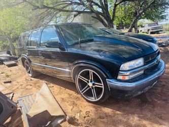 2001 blazer 5speed manual tranmission 107k miles