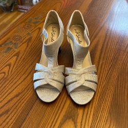 Women’s Sandals 