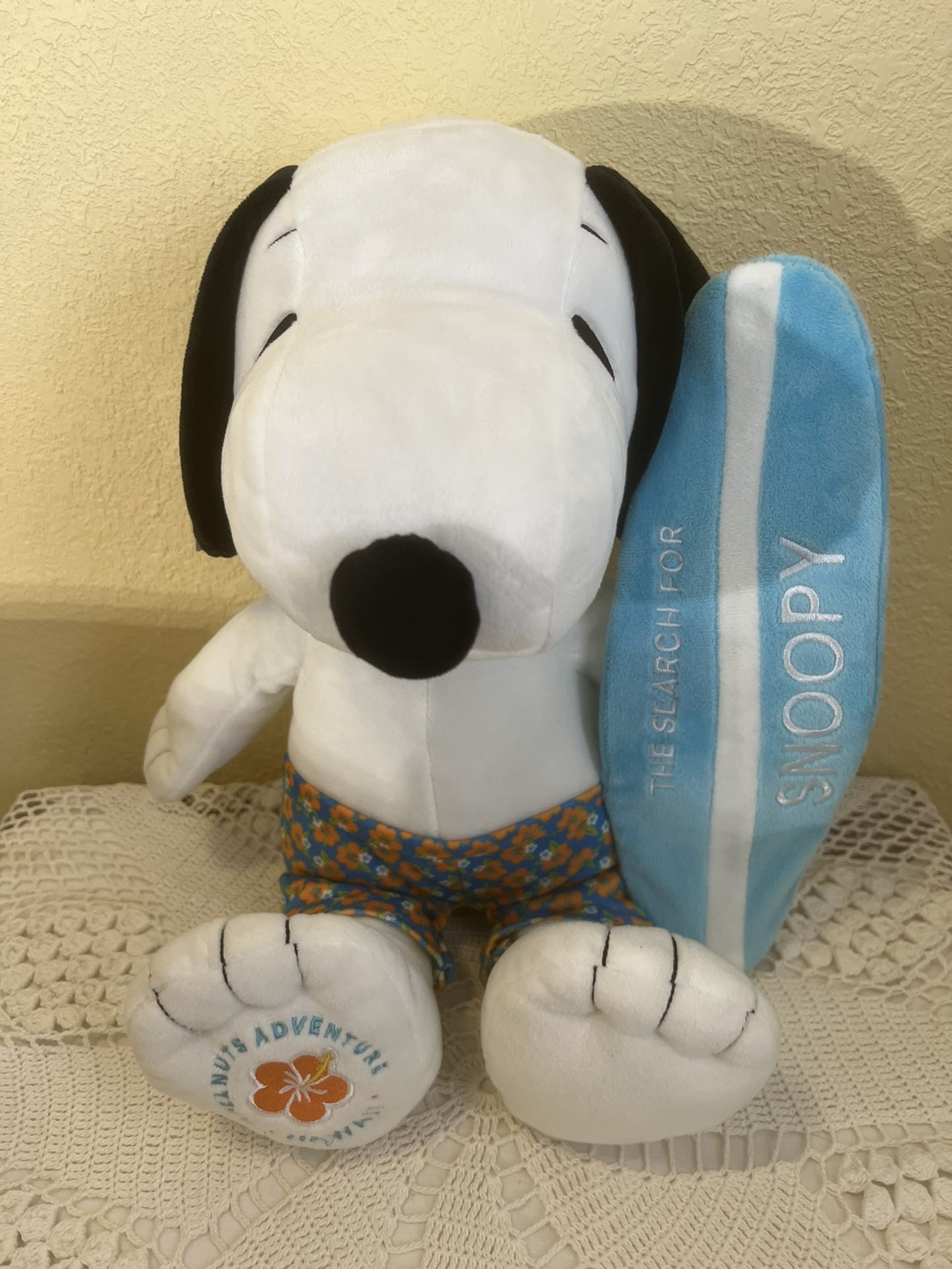 Surfer Snoopy Plushie Collectible Rare Hawaii Edition 