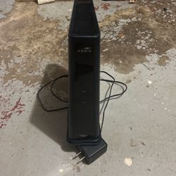 Never Used Arris Surfboard modem & Router
