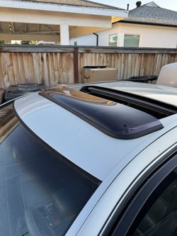GS Sunroof Visor