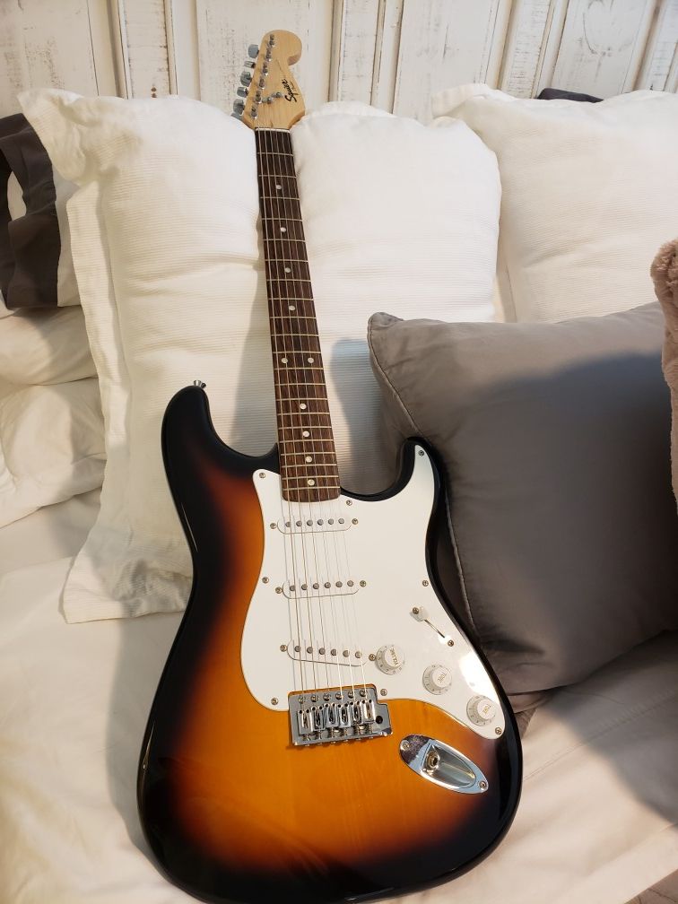 Fender Squier Bullet Stratocaster Strat