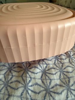pink and white, portable 6L folding washing machine