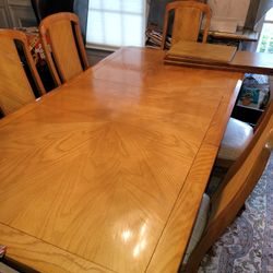 Solid Wood Dining Room Table With Middle Extension