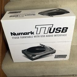 NUMARK TT USB TURN TABLE