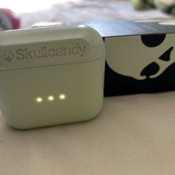 Skull candy Indy Earbuds