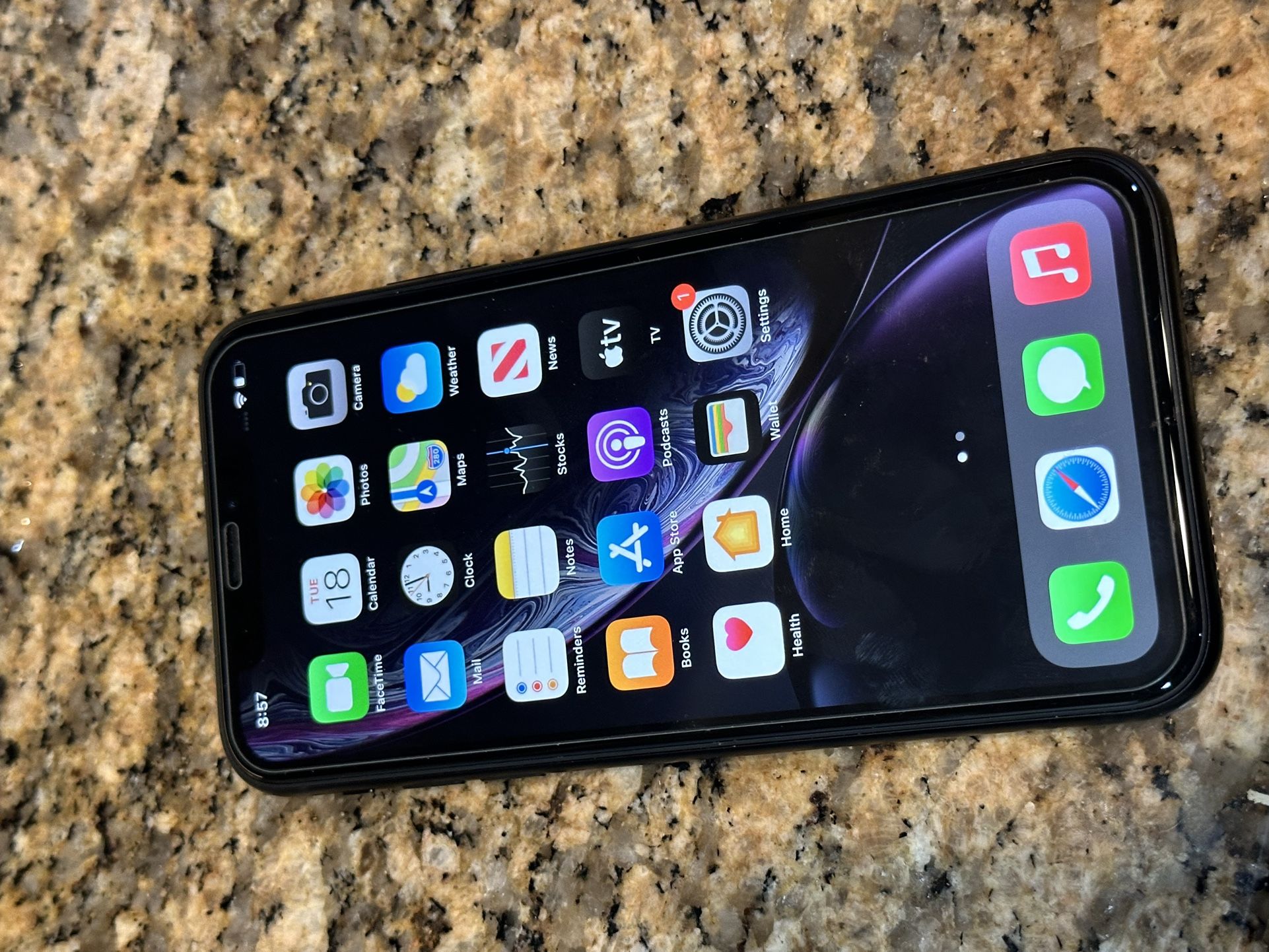 Apple iPhone XR 64gb T-Mobile Black Color iOS 14.4