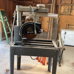 Radial Arm Saw