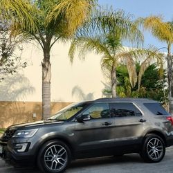 2016 Ford Explorer