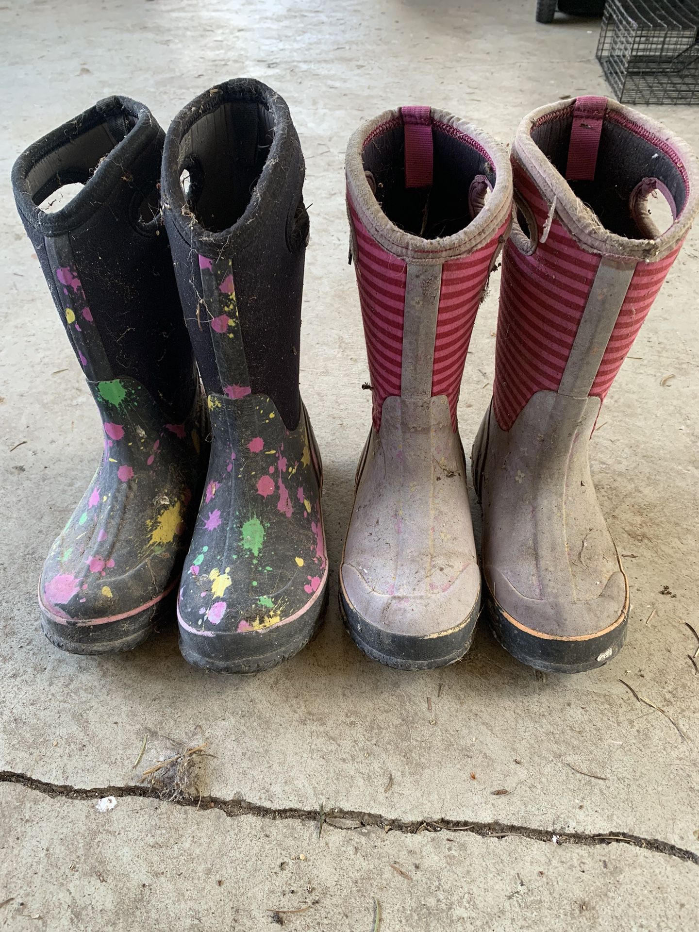 Bogg Boots youth Kid Size 2 And 3