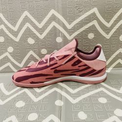 Adidas game mode pink camo camouflage futsal indoor soccer shoes for Sale  in New York, NY - OfferUp