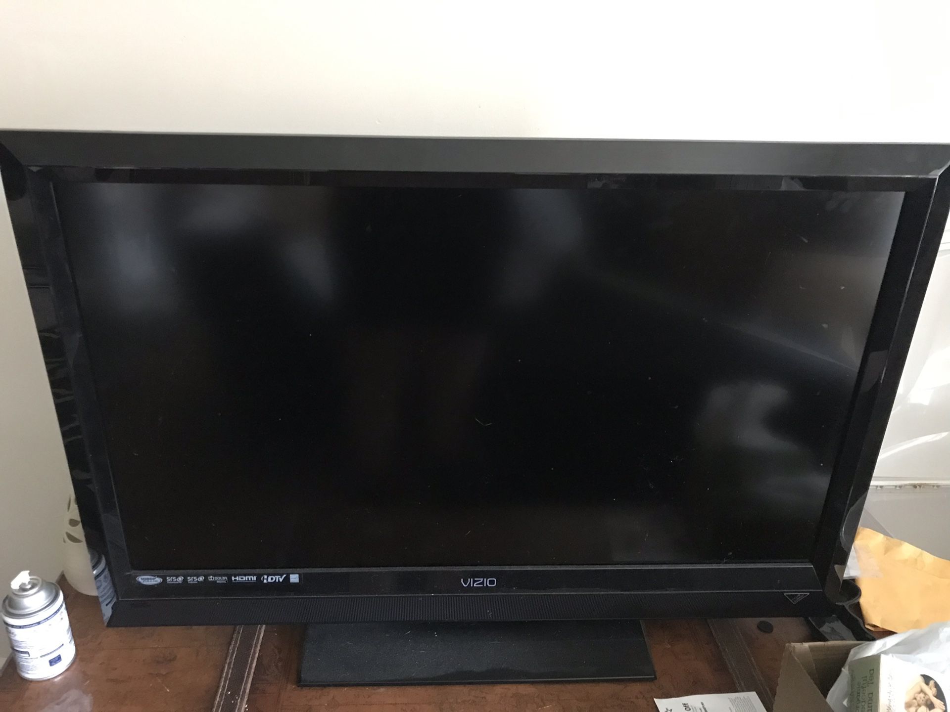 42” vizio NOT a smart tv