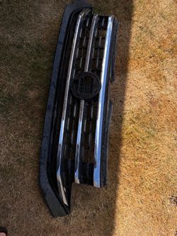 VW atlas OEM front grill