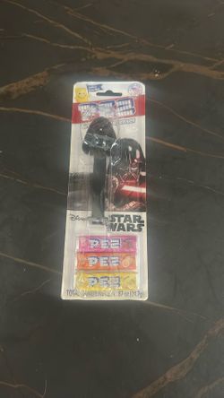 Star Wars Assorted Pez Dispenser w/PEZ Candy  Darvater 