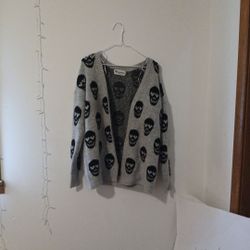 Gray Cardigan With Black Skulls