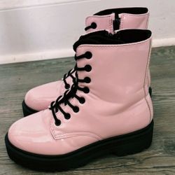 Qupid Light Pink Combat Boots Sz 6.5
