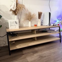 Threshold Tv Stand / Table 