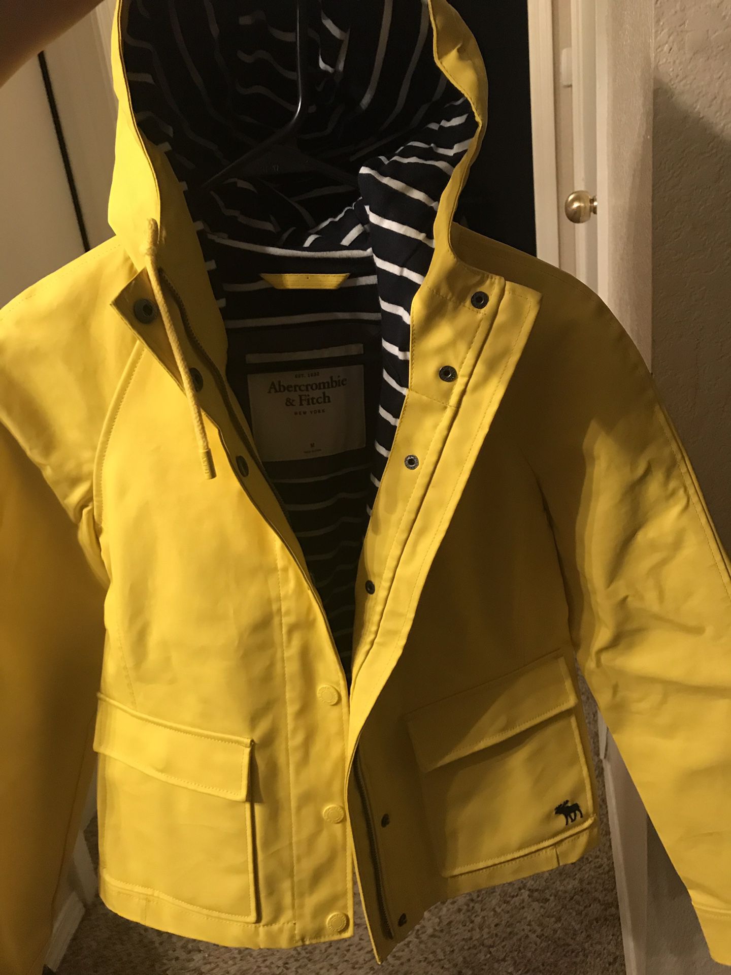 Abercrombie and Fitch women rain jacket