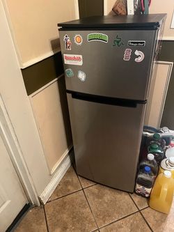Magic Chef Stainless Steel Mini Fridge with Freezer
