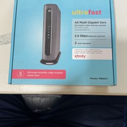 Motorola DOCSIS 3.1 Cable Modem – 2.5Gbps Ethernet Port – Model MB8611