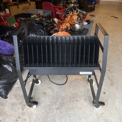 Pearington Laptop/Tablet Charging Cart