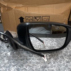 17-20 Nissan Rogue Passenger Side Power / Heat / Signal Blind Spot Camera / Memory Mirror