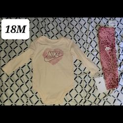 Girls Nike Outfit Size 18m 