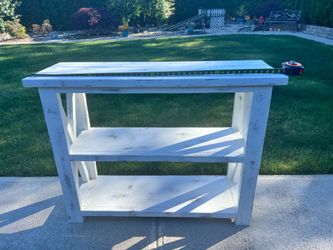 Farmhouse table