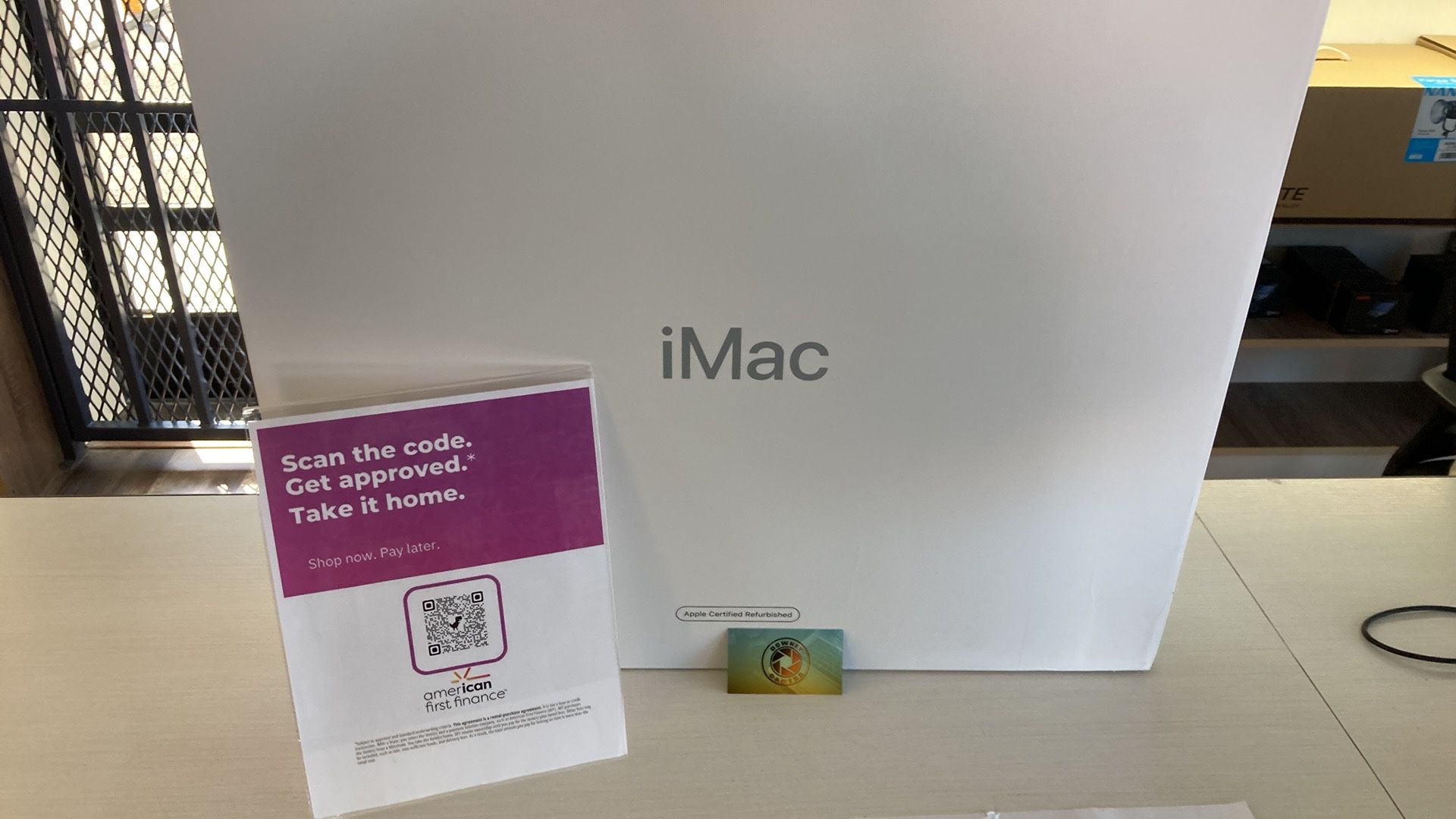 24” iMac M1 8 gb Ram 256gb SSD Refurbished