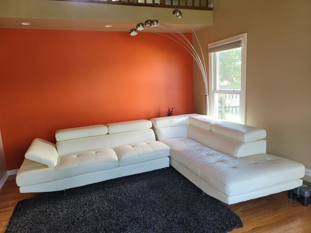 Free  White Leather Sectional Couch With Ottoman