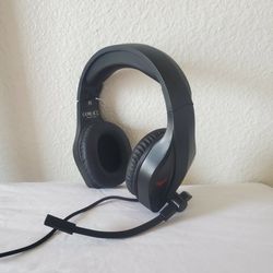 Havit Gaming Headset / Headphones W/ Mic