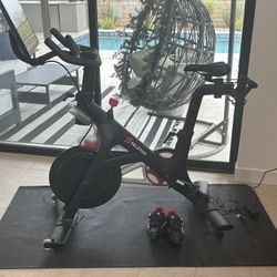 Peloton Bike 