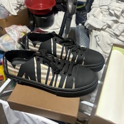 Black Burberrys Size 11