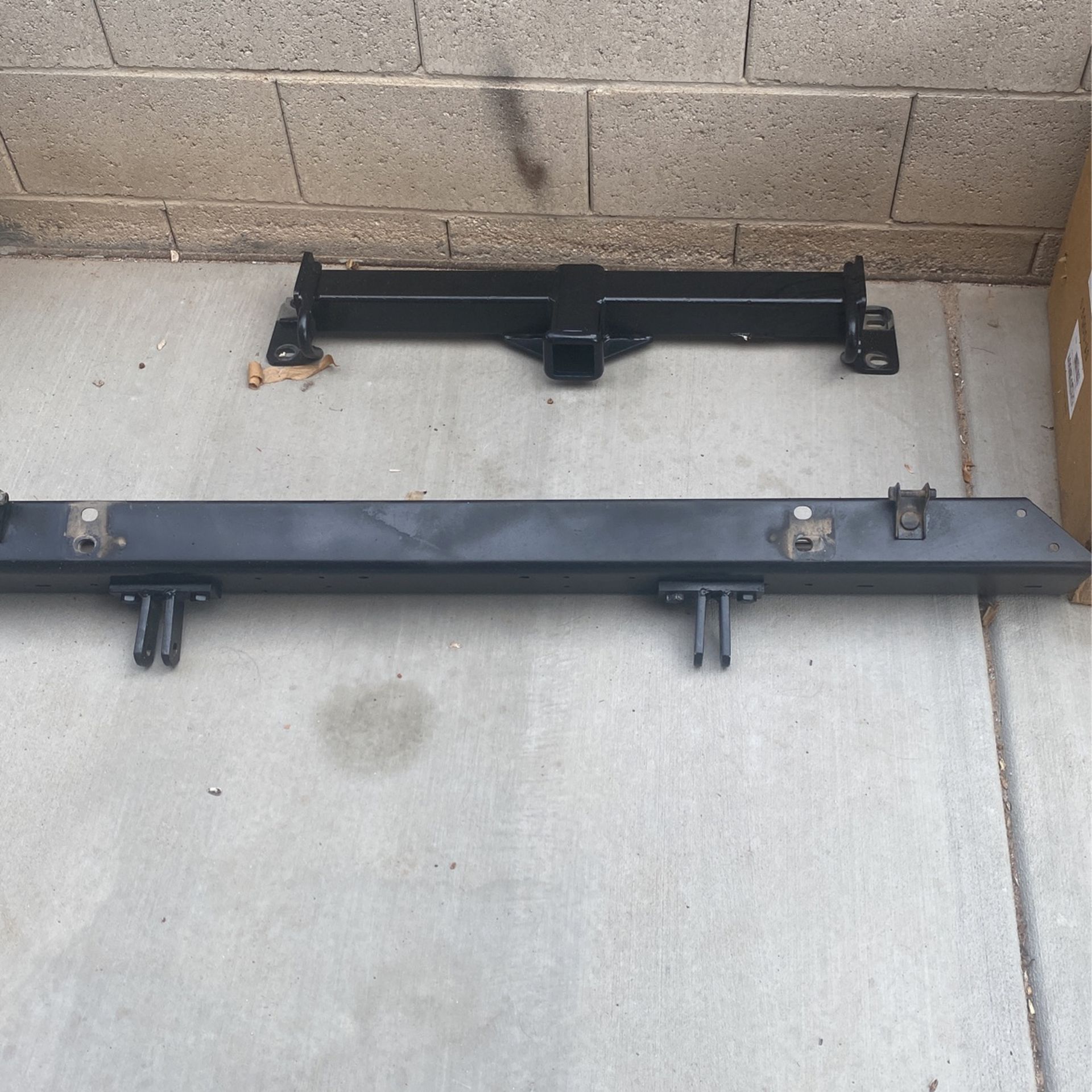  Jeep Front Bumper Whit Town Hitch 