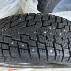 Studded Snow Tires 