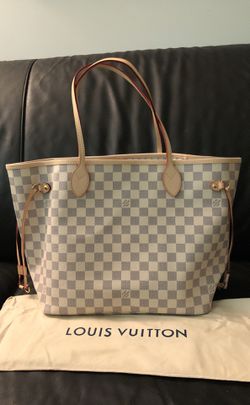 Louis Vuitton Neverfull GM Azur Damier Handbag Purse for Sale in  Scottsdale, AZ - OfferUp
