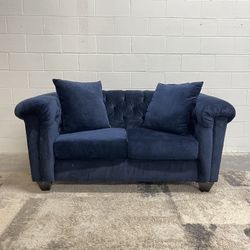 Navy Tufted Loveseat