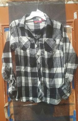 B T C /Black&White long-sleeve plaid button up shirt(XL)