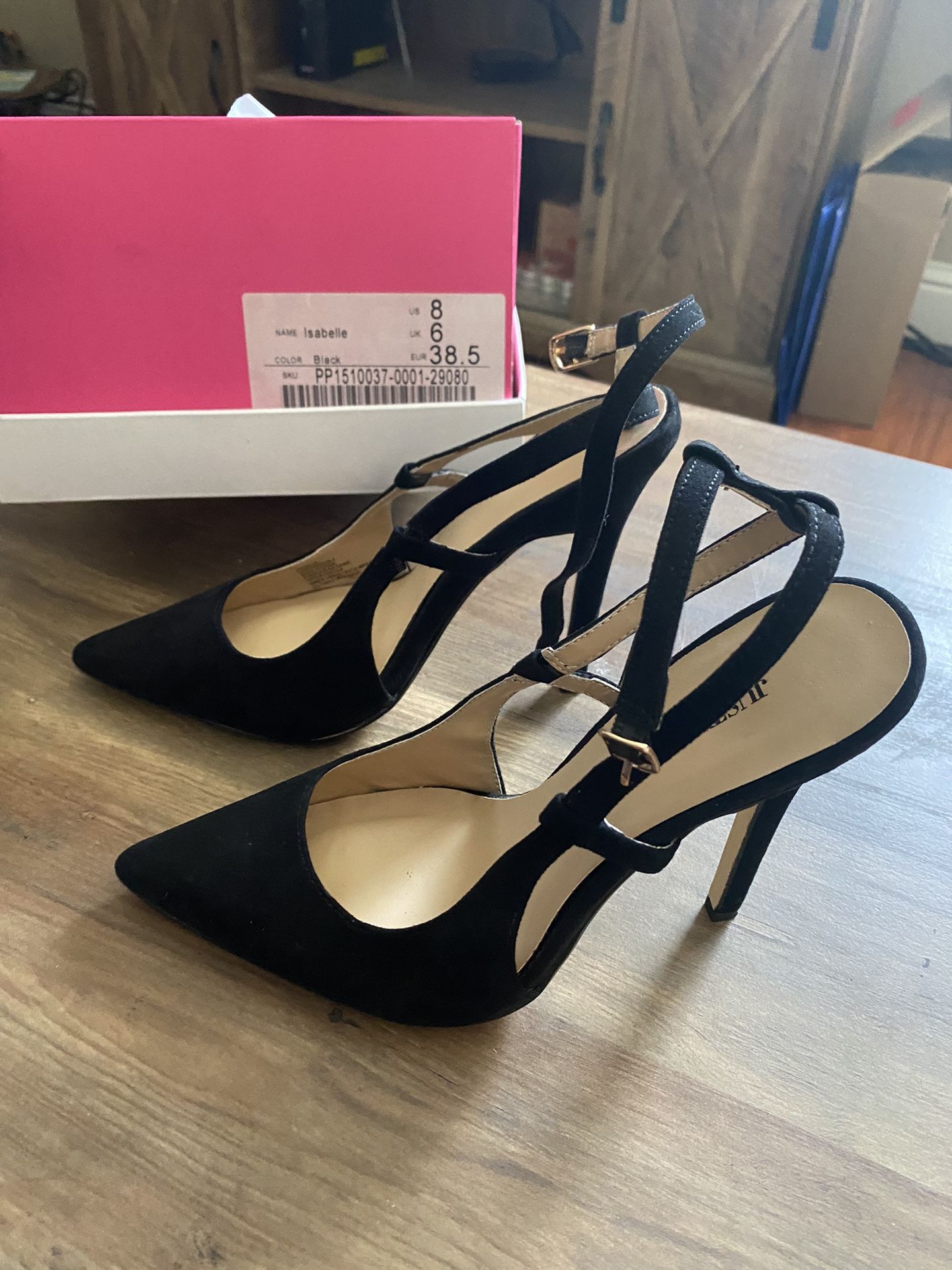 Isabelle Black Hills