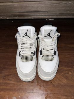 Jordan 4 Military Black