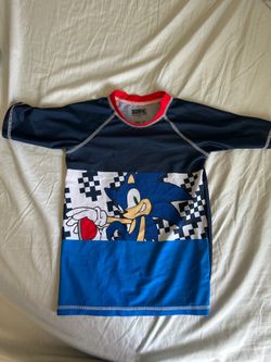 Boy’s Sonic Swim Shirt Size Medium