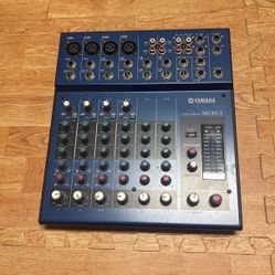 Yamaha Mg10/2