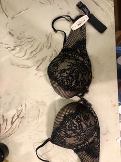 Victoria secret lace padded bra 34C
